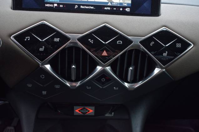 DS DS3 CROSSBACK SO CHIC HDI 100 CV BVM6 / 90 000 KMS 30