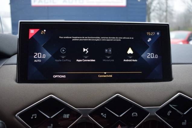 DS DS3 CROSSBACK SO CHIC HDI 100 CV BVM6 / 90 000 KMS 31