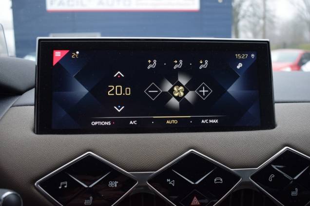 DS DS3 CROSSBACK SO CHIC HDI 100 CV BVM6 / 90 000 KMS 33