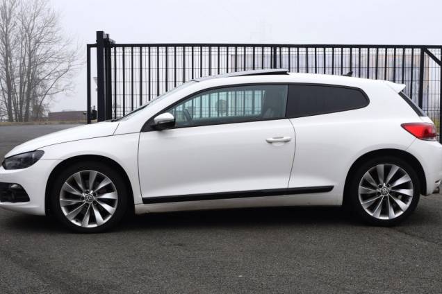 VOLKSWAGEN SCIROCCO CARAT 2.0 TSI 200 CV DSG 6 / ORIGINE FRANCE / TOIT OUVRANT / SIEGES CHAUFFANTS 8