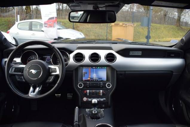 FORD MUSTANG 2.3 ECO BOOST 314 CV BVM 6 / 32 000 KMS / SHAKER SOUND / SUIVI COMPLET 17
