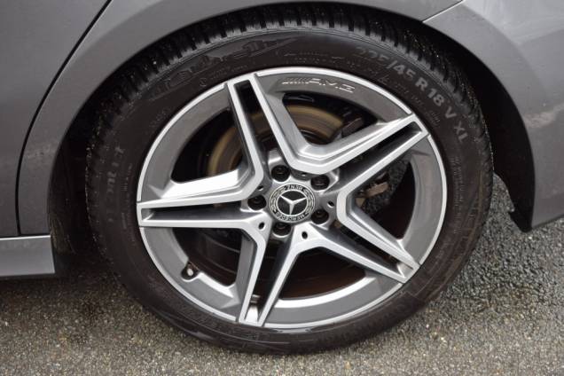 MERCEDES-BENZ CLASSE A AMG LINE 180 D 116 CV 7G-DCT / BURMESTER / ORIGINE FRANCE / TOIT OUVRANT PANORAMIQUE 12