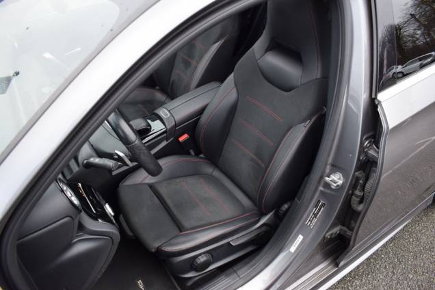 MERCEDES-BENZ CLASSE A AMG LINE 180 D 116 CV 7G-DCT / BURMESTER / ORIGINE FRANCE / TOIT OUVRANT PANORAMIQUE 19