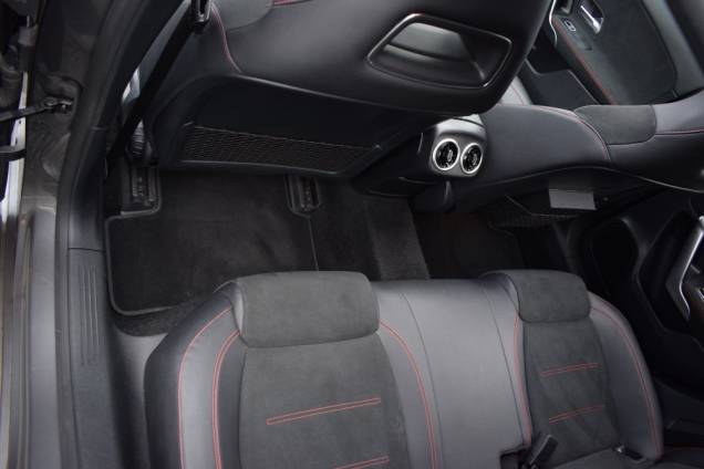 MERCEDES-BENZ CLASSE A AMG LINE 180 D 116 CV 7G-DCT / BURMESTER / ORIGINE FRANCE / TOIT OUVRANT PANORAMIQUE 22