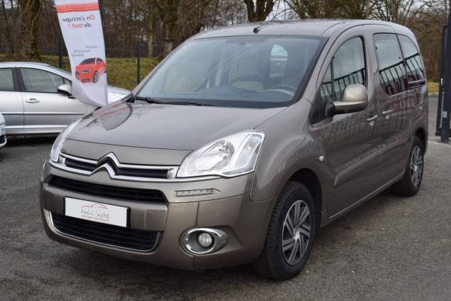 CITROEN BERLINGO MULTISPACE 1.6 HDI / CROCHET D'ATTELAGE / 1ère MAIN / 49900 KMS 1 CITROEN BERLINGO MULTISPACE 1.6 HDI / CROCHET D'ATTELAGE / 1ère MAIN / 49900 KMS 1