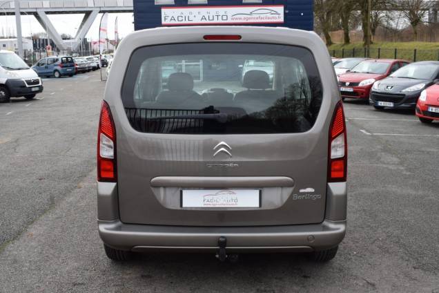 CITROEN BERLINGO MULTISPACE 1.6 HDI / CROCHET D'ATTELAGE / 1ère MAIN / 49900 KMS 6 CITROEN BERLINGO MULTISPACE 1.6 HDI / CROCHET D'ATTELAGE / 1ère MAIN / 49900 KMS 6