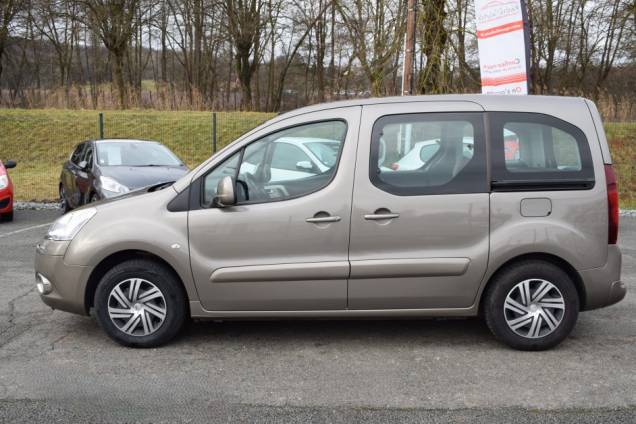 CITROEN BERLINGO MULTISPACE 1.6 HDI / CROCHET D'ATTELAGE / 1ère MAIN / 49900 KMS 7 CITROEN BERLINGO MULTISPACE 1.6 HDI / CROCHET D'ATTELAGE / 1ère MAIN / 49900 KMS 7