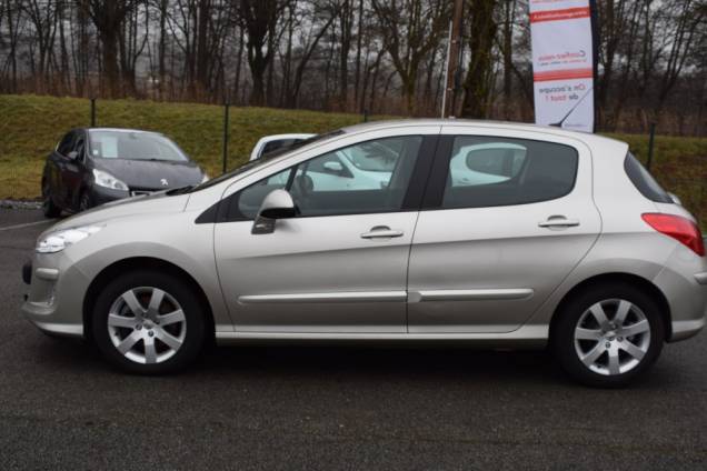 PEUGEOT 308 2.0 HDI 136 CV / 5 PORTES / 47900 KMS 7 PEUGEOT 308 2.0 HDI 136 CV / 5 PORTES / 47900 KMS 7