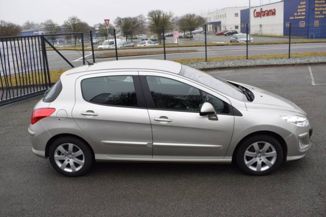 PEUGEOT 308 2.0 HDI 136 CV / 5 PORTES / 47900 KMS 10 PEUGEOT 308 2.0 HDI 136 CV / 5 PORTES / 47900 KMS 10