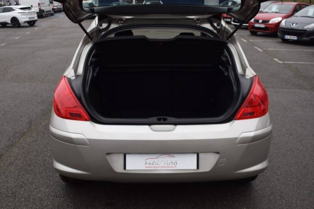 PEUGEOT 308 2.0 HDI 136 CV / 5 PORTES / 47900 KMS 18 PEUGEOT 308 2.0 HDI 136 CV / 5 PORTES / 47900 KMS 18