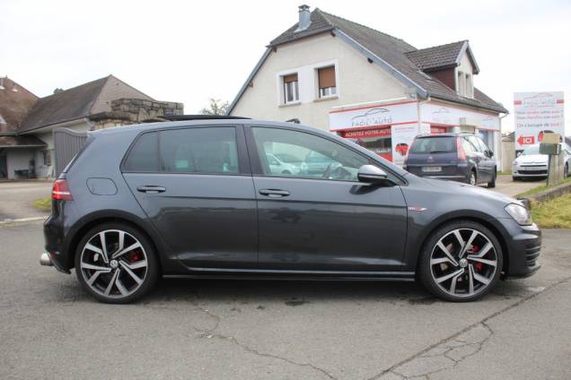 VOLKSWAGEN GOLF 7 GTI 2.0 TSI 220 CV DSG6 / TOIT OUVRANT 4 VOLKSWAGEN GOLF 7 GTI 2.0 TSI 220 CV DSG6 / TOIT OUVRANT 4
