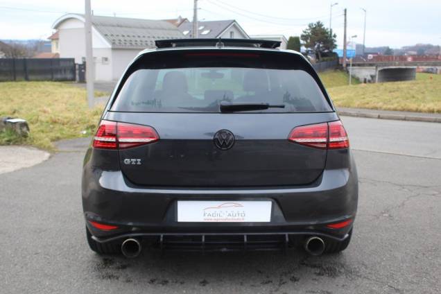 VOLKSWAGEN GOLF 7 GTI 2.0 TSI 220 CV DSG6 / TOIT OUVRANT 8 VOLKSWAGEN GOLF 7 GTI 2.0 TSI 220 CV DSG6 / TOIT OUVRANT 8