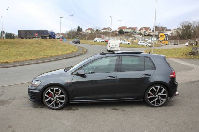 VOLKSWAGEN GOLF 7 GTI 2.0 TSI 220 CV DSG6 / TOIT OUVRANT 5 VOLKSWAGEN GOLF 7 GTI 2.0 TSI 220 CV DSG6 / TOIT OUVRANT 5