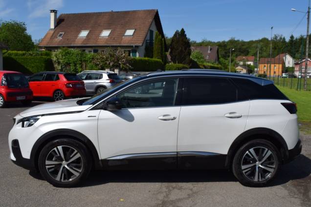 PEUGEOT 3008 GT LINE 1.6 165 CV EAT6 5 PEUGEOT 3008 GT LINE 1.6 165 CV EAT6 5