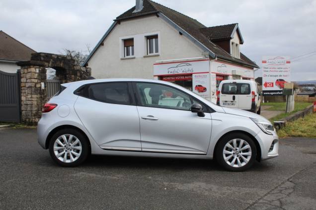 RENAULT CLIO EVOLUTION HYBRID 145 CV BVA / 1ER MAIN 5 RENAULT CLIO EVOLUTION HYBRID 145 CV BVA / 1ER MAIN 5