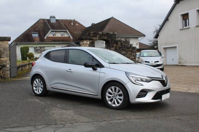RENAULT CLIO EVOLUTION HYBRID 145 CV BVA / 1ER MAIN 3 RENAULT CLIO EVOLUTION HYBRID 145 CV BVA / 1ER MAIN 3