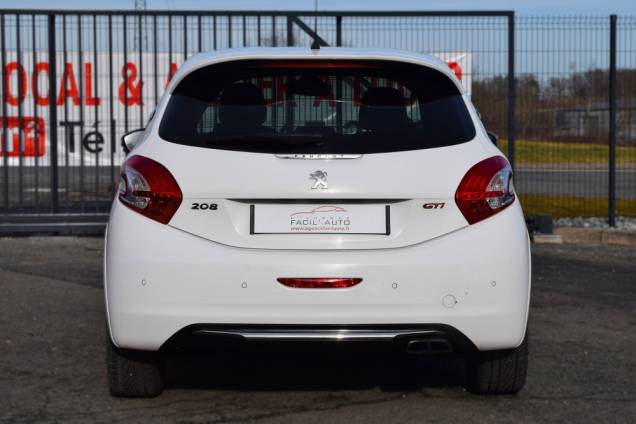 PEUGEOT 208 GTI 1.6 THP 200 CV / 74500 KMS / CARNET COMPLET 6