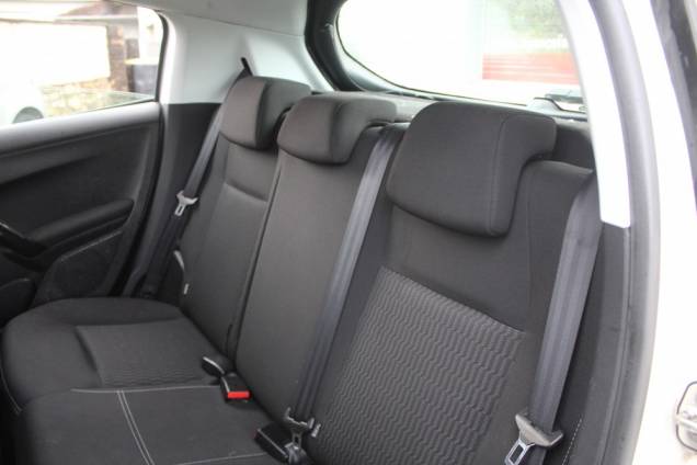 PEUGEOT 208 ACTIVE 1.6 BLUEHDI 100 CV BVM5 / ORIGINE FRANCE 12