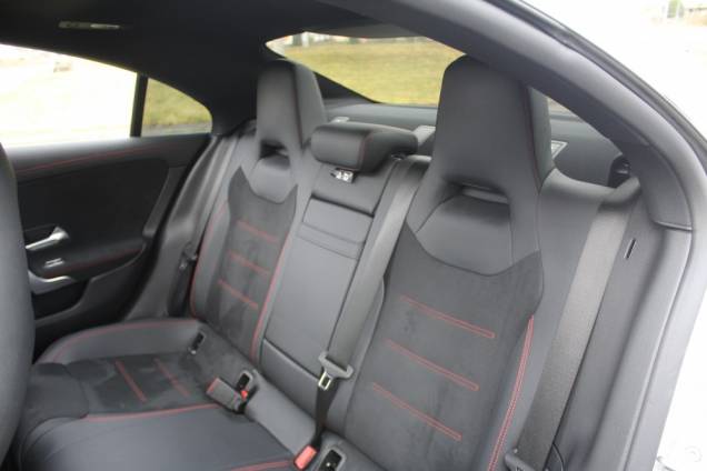 MERCEDES BENZ CLASSE CLA 220 AMG LINE 190 CV 8G-DCT / TOIT OUVRANT PANORAMIQUE / ORIGINE FRANCE 18