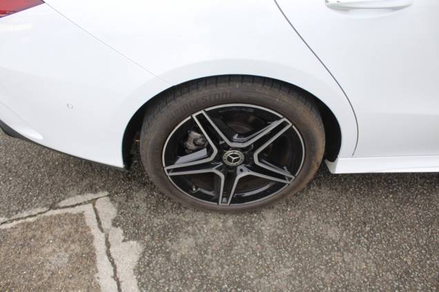 MERCEDES BENZ CLASSE CLA 220 AMG LINE 190 CV 8G-DCT / TOIT OUVRANT PANORAMIQUE / ORIGINE FRANCE 12