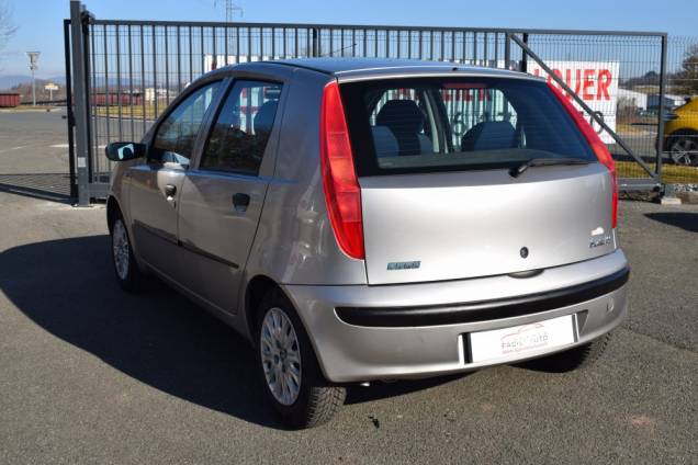 FIAT PUNTO 1.2 80 CV 5 PORTES / 1ère MAIN / 61500 KMS 3 FIAT PUNTO 1.2 80 CV 5 PORTES / 1ère MAIN / 61500 KMS 3