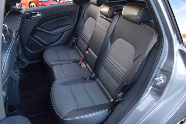 MERCEDES-BENZ CLASSE B SENSATION 200 7G-DCT 156 CV / ORIGINE FRANCE 12