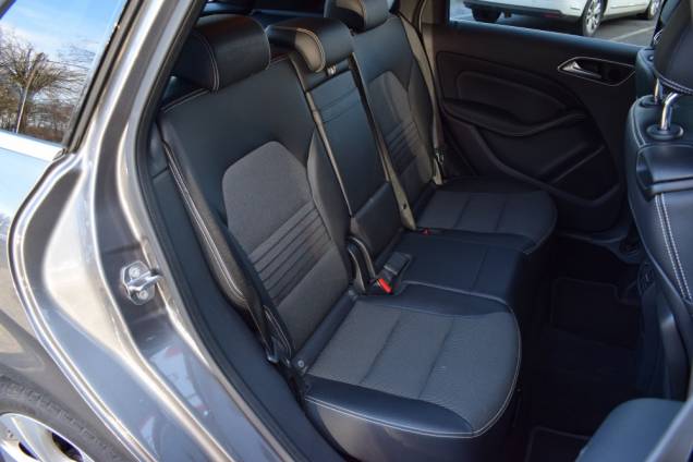 MERCEDES-BENZ CLASSE B SENSATION 200 7G-DCT 156 CV / ORIGINE FRANCE 19