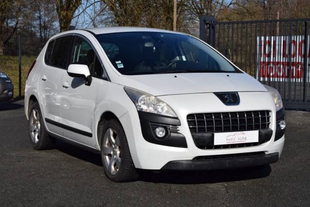 PEUGEOT 3008 PREMIUM 2.0 HDI 150 CV BVM 6  2