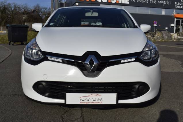 RENAULT CLIO TREND 90 CV BVM5 8