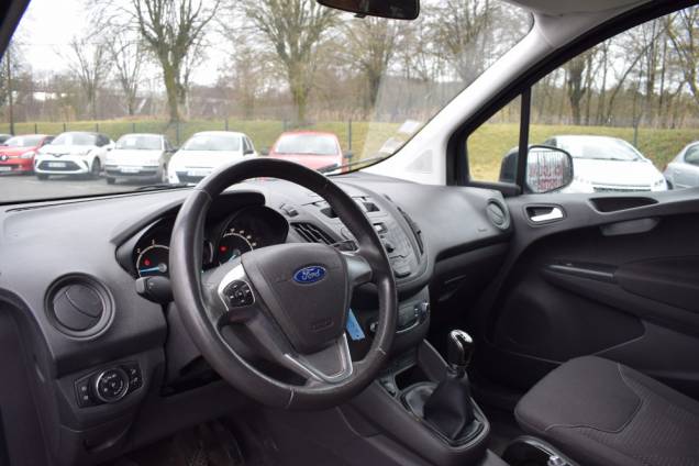 FORD TRANSIT COURIER FOURGON 1.6 TDCI 95 CV 10