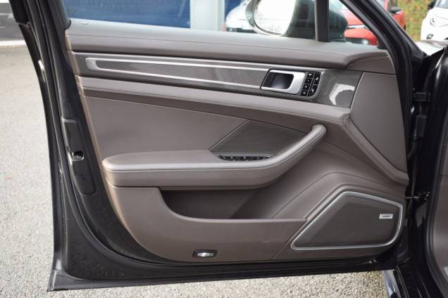 PORSCHE PANAMERA TURBO S E-HYBRID SPORT TURISMO 4.0 V8 680 CV PDK8 / PORSCHE APPROVED / ORIGINE FRANCE 11 PORSCHE PANAMERA TURBO S E-HYBRID SPORT TURISMO 4.0 V8 680 CV PDK8 / PORSCHE APPROVED / ORIGINE FRANCE 11