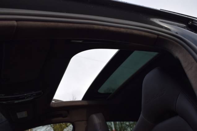 PORSCHE PANAMERA TURBO S E-HYBRID SPORT TURISMO 4.0 V8 680 CV PDK8 / PORSCHE APPROVED / ORIGINE FRANCE 15 PORSCHE PANAMERA TURBO S E-HYBRID SPORT TURISMO 4.0 V8 680 CV PDK8 / PORSCHE APPROVED / ORIGINE FRANCE 15