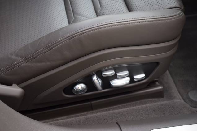 PORSCHE PANAMERA TURBO S E-HYBRID SPORT TURISMO 4.0 V8 680 CV PDK8 / PORSCHE APPROVED / ORIGINE FRANCE 25 PORSCHE PANAMERA TURBO S E-HYBRID SPORT TURISMO 4.0 V8 680 CV PDK8 / PORSCHE APPROVED / ORIGINE FRANCE 25