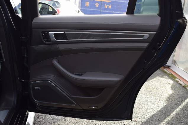 PORSCHE PANAMERA TURBO S E-HYBRID SPORT TURISMO 4.0 V8 680 CV PDK8 / PORSCHE APPROVED / ORIGINE FRANCE 28 PORSCHE PANAMERA TURBO S E-HYBRID SPORT TURISMO 4.0 V8 680 CV PDK8 / PORSCHE APPROVED / ORIGINE FRANCE 28