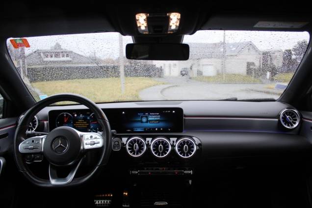 MERCEDES BENZ CLASSE A 200 AMG LINE 150 CV 8G-DCT / TOIT OUVRANT PANORAMIQUE / ORIGINE FRANCE 14