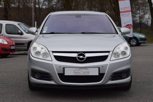 OPEL VECTRA COSMO 1.9 CDTI 120 CV / 1ere MAIN 5 OPEL VECTRA COSMO 1.9 CDTI 120 CV / 1ere MAIN 5