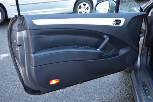 PEUGEOT 407 COUPE GT 3.0 HDI V6 240 CV BVA 6 / JBL  10