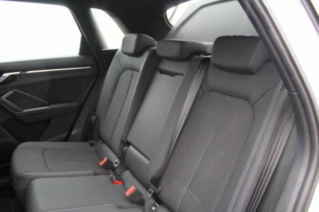 AUDI Q3 S-LINE 1.5 TFSI 150 CV S-TRONIC / ORIGINE FRANCE 14 AUDI Q3 S-LINE 1.5 TFSI 150 CV S-TRONIC / ORIGINE FRANCE 14