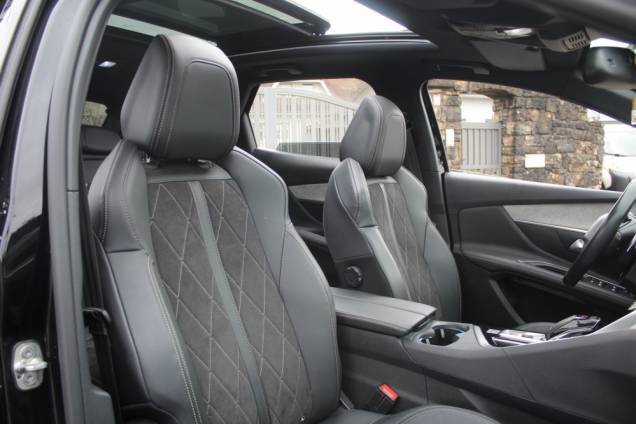 PEUGEOT 3008 GT 2.0 BLUEHDI 180 CV EAT8 / TOIT OUVRANT PANORAMIQUE / ORIGINE FRANCE 14