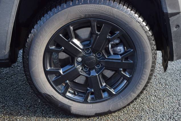 JEEP RENEGADE TRAIL HAWK 4XE HYBRIDE RECHARGEABLE 240 CV BVA6 / 30 000 KMS / 1ere mAIN / GARANTIE JUSQU'EN 10/2027 13 JEEP RENEGADE TRAIL HAWK 4XE HYBRIDE RECHARGEABLE 240 CV BVA6 / 30 000 KMS / 1ere mAIN / GARANTIE JUSQU'EN 10/2027 13