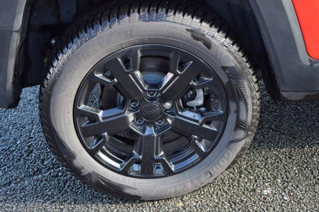 JEEP RENEGADE TRAIL HAWK 4XE HYBRIDE RECHARGEABLE 240 CV  BVA6 / 30 000 KMS / 1ere mAIN / GARANTIE JUSQU'EN 10/2027 14