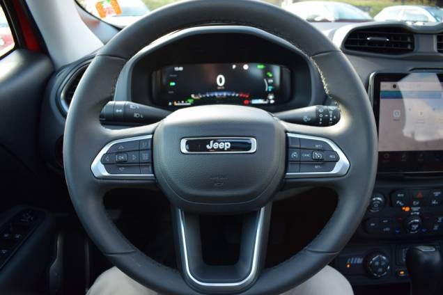 JEEP RENEGADE TRAIL HAWK 4XE HYBRIDE RECHARGEABLE 240 CV BVA6 / 30 000 KMS / 1ere mAIN / GARANTIE JUSQU'EN 10/2027 20 JEEP RENEGADE TRAIL HAWK 4XE HYBRIDE RECHARGEABLE 240 CV BVA6 / 30 000 KMS / 1ere mAIN / GARANTIE JUSQU'EN 10/2027 20