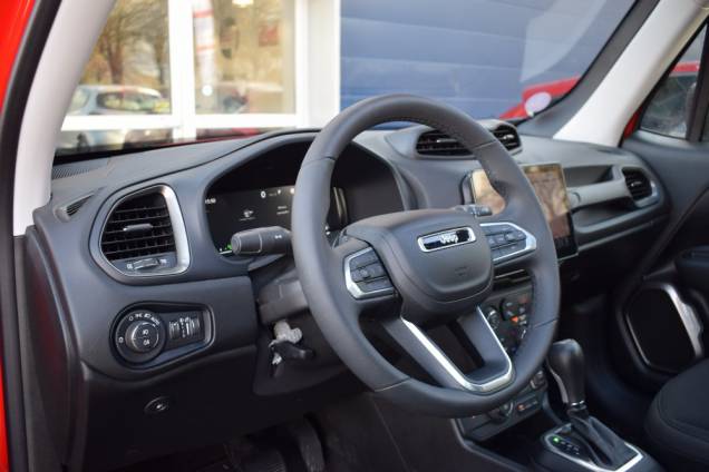 JEEP RENEGADE TRAIL HAWK 4XE HYBRIDE RECHARGEABLE 240 CV BVA6 / 30 000 KMS / 1ere mAIN / GARANTIE JUSQU'EN 10/2027 16 JEEP RENEGADE TRAIL HAWK 4XE HYBRIDE RECHARGEABLE 240 CV BVA6 / 30 000 KMS / 1ere mAIN / GARANTIE JUSQU'EN 10/2027 16