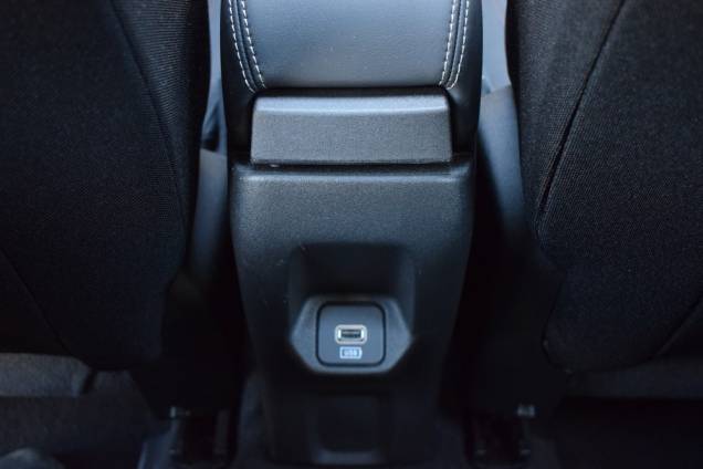 JEEP RENEGADE TRAIL HAWK 4XE HYBRIDE RECHARGEABLE 240 CV BVA6 / 30 000 KMS / 1ere mAIN / GARANTIE JUSQU'EN 10/2027 24 JEEP RENEGADE TRAIL HAWK 4XE HYBRIDE RECHARGEABLE 240 CV BVA6 / 30 000 KMS / 1ere mAIN / GARANTIE JUSQU'EN 10/2027 24