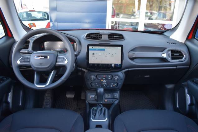 JEEP RENEGADE TRAIL HAWK 4XE HYBRIDE RECHARGEABLE 240 CV BVA6 / 30 000 KMS / 1ere mAIN / GARANTIE JUSQU'EN 10/2027 25 JEEP RENEGADE TRAIL HAWK 4XE HYBRIDE RECHARGEABLE 240 CV BVA6 / 30 000 KMS / 1ere mAIN / GARANTIE JUSQU'EN 10/2027 25