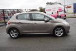 PEUGEOT 208 ALLURE 1.6 120 CV / 5 PORTES / BOITE AUTOMATIQUE 9 PEUGEOT 208 ALLURE 1.6 120 CV / 5 PORTES / BOITE AUTOMATIQUE 9