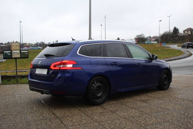 PEUGEOT 308 SW GT 2.0 BLUEHDI 180 CV EAT8 / TOIT PANORAMIQUE 7
