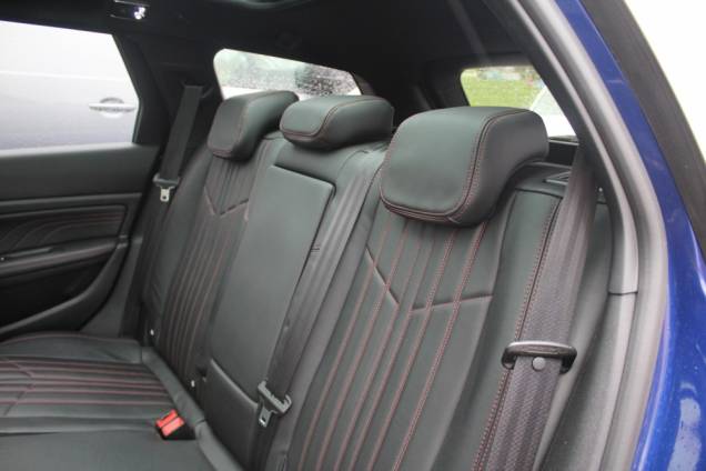 PEUGEOT 308 SW GT 2.0 BLUEHDI 180 CV EAT8 / TOIT PANORAMIQUE 14