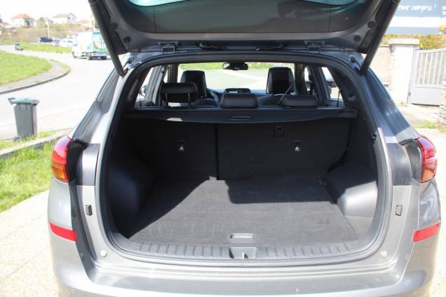 HYUNDAI TUCSON N-LINE 1.6 CRDI 136 CV HYBRIDE DCT-7 / TOIT OUVRANT PANORAMIQUE 13
