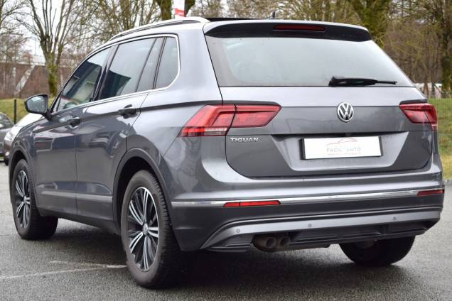 VOLKSWAGEN TIGUAN CARAT EXCLUSIVE 2.0 TDI 150 CV DSG7 5 VOLKSWAGEN TIGUAN CARAT EXCLUSIVE 2.0 TDI 150 CV DSG7 5